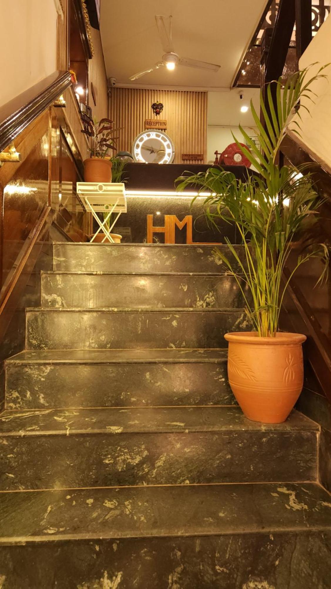 Hotel Vrs Inns Chandīgarh Εξωτερικό φωτογραφία
